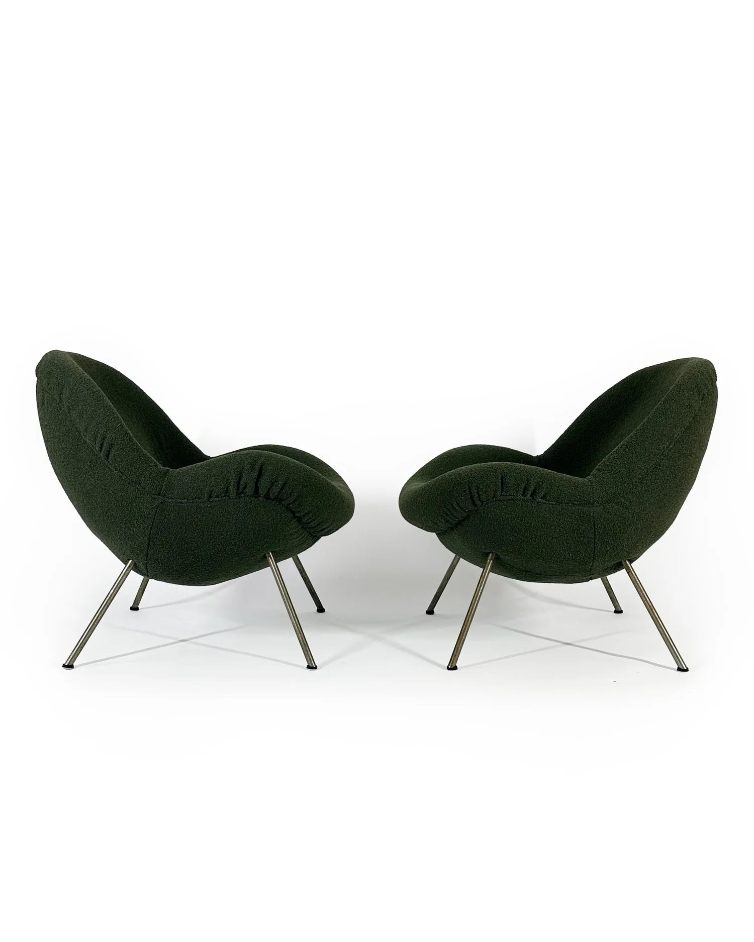 Set_of_2_Fritz_Neth_“Egg”_Lounge_Chairs_for_Correcta,_1950s