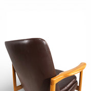 Elisabeth_Armchair_by_Ib_Kofod-Larsen_for_Fröscher,_1950s,_Denmark