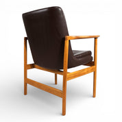Elisabeth_Armchair_by_Ib_Kofod-Larsen_for_Fröscher,_1950s,_Denmark