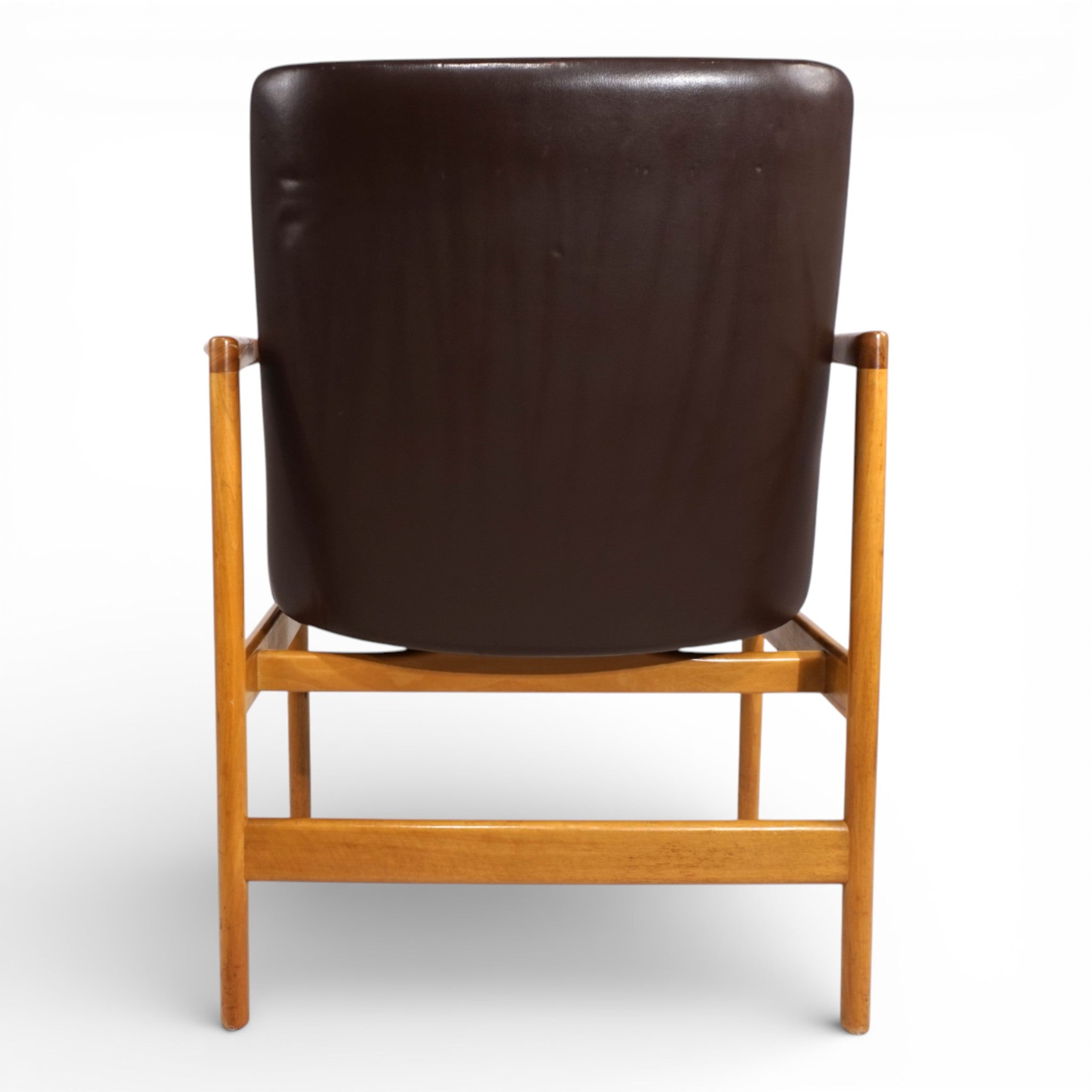 Elisabeth_Armchair_by_Ib_Kofod-Larsen_for_Fröscher,_1950s,_Denmark