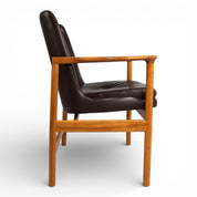 Elisabeth_Armchair_by_Ib_Kofod-Larsen_for_Fröscher,_1950s,_Denmark