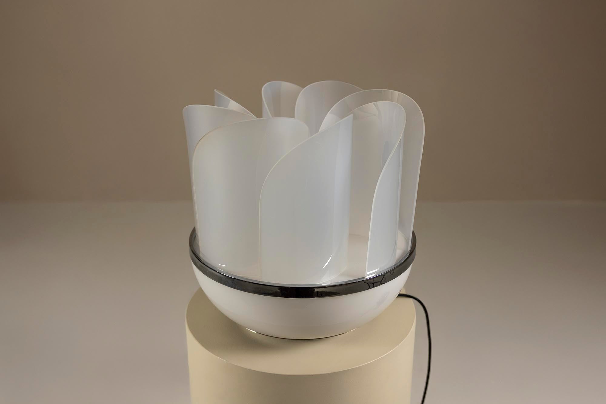 'Fru_Fru'_Table_Lamp_by_Elvio_Becheroni_for_Lamperti,_Italy_1972