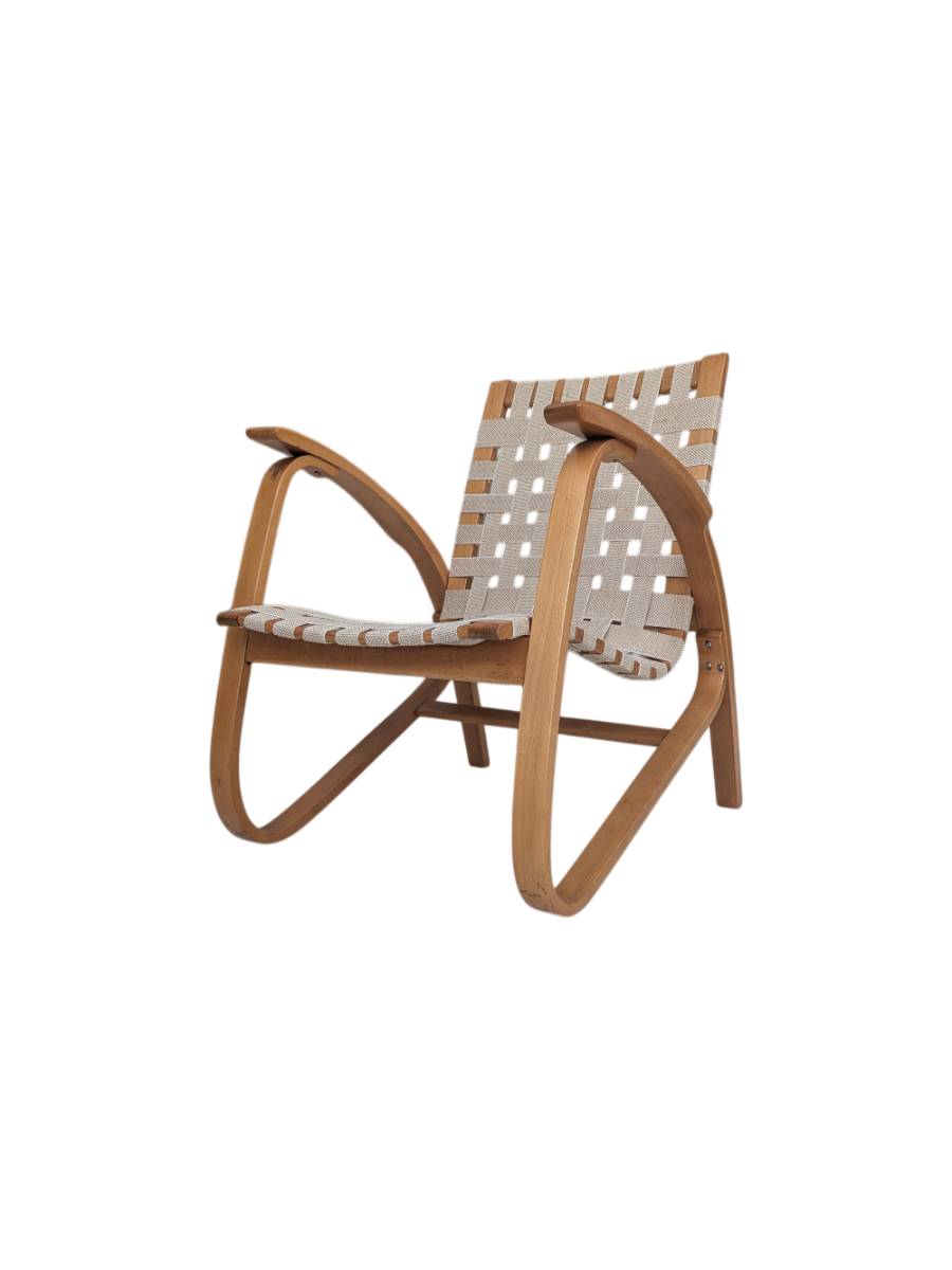 Functionalist_Bentwood_Lounge_Chair_by_Jan_Vaněk_with_Ivory_Woven_Straps,_Czechoslovakia,_1930s