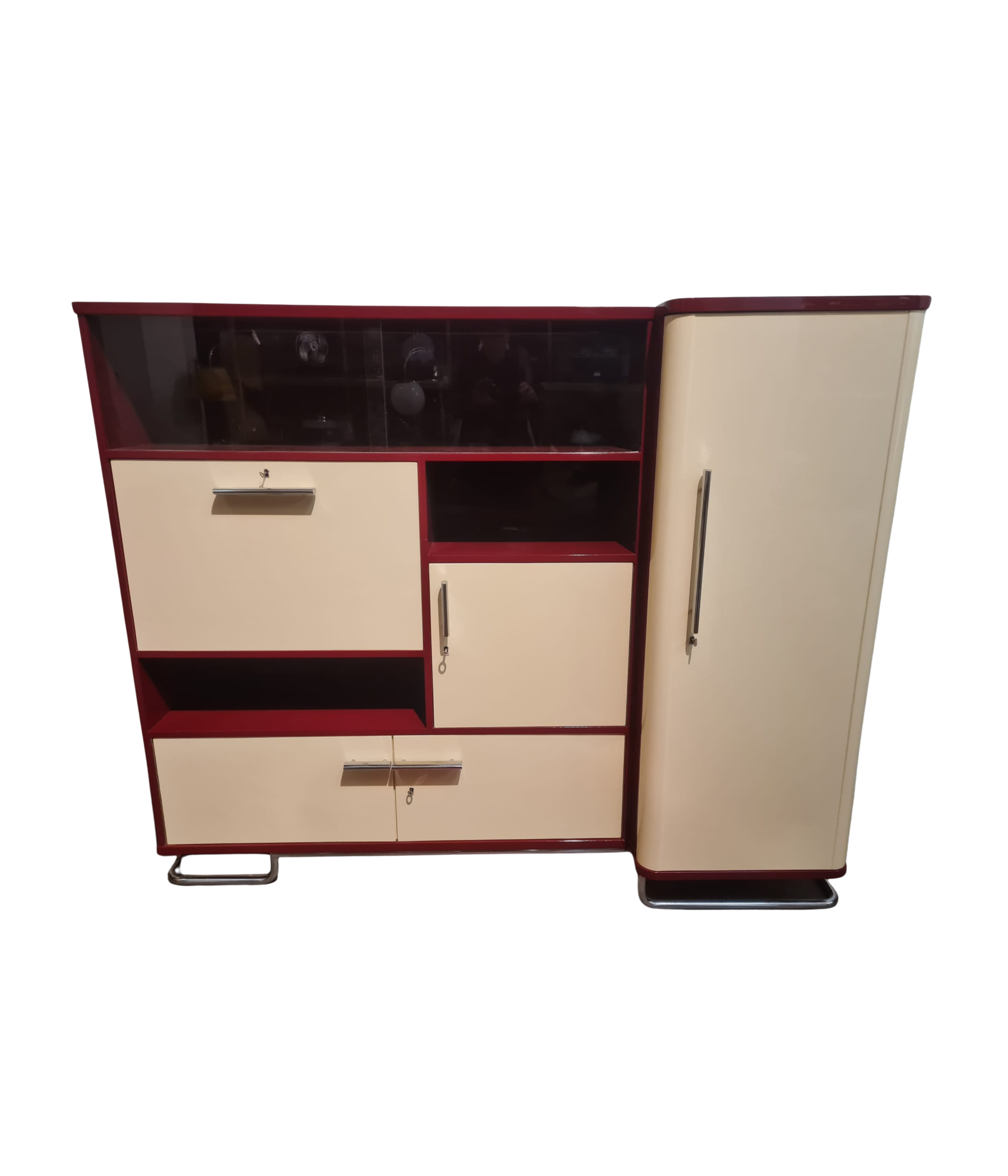 Functionalist_Highboard_by_Robert_Slezák_in_Two-Tone_Wood,_Czechoslovakia,_1930s