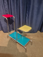 Functionalist_Tubular_Flower_Stand