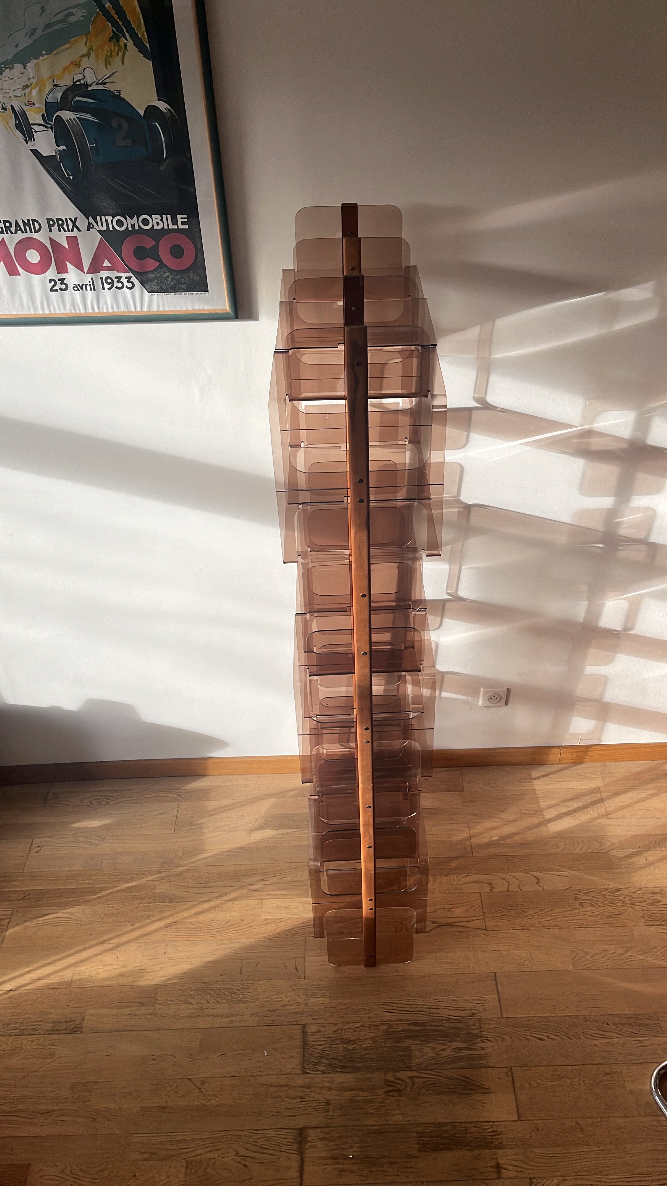 Funky_Plexiglass_Shelf