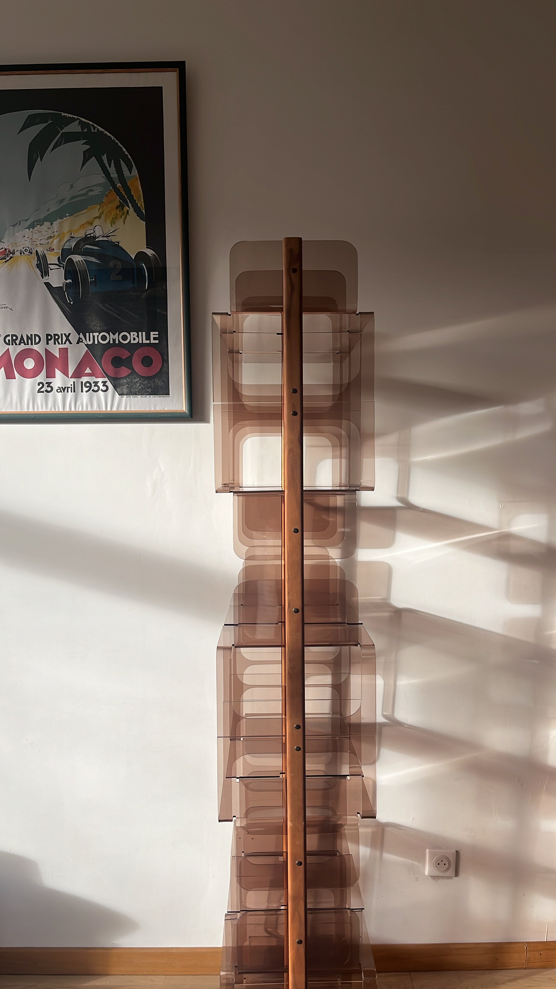 Funky_Plexiglass_Shelf