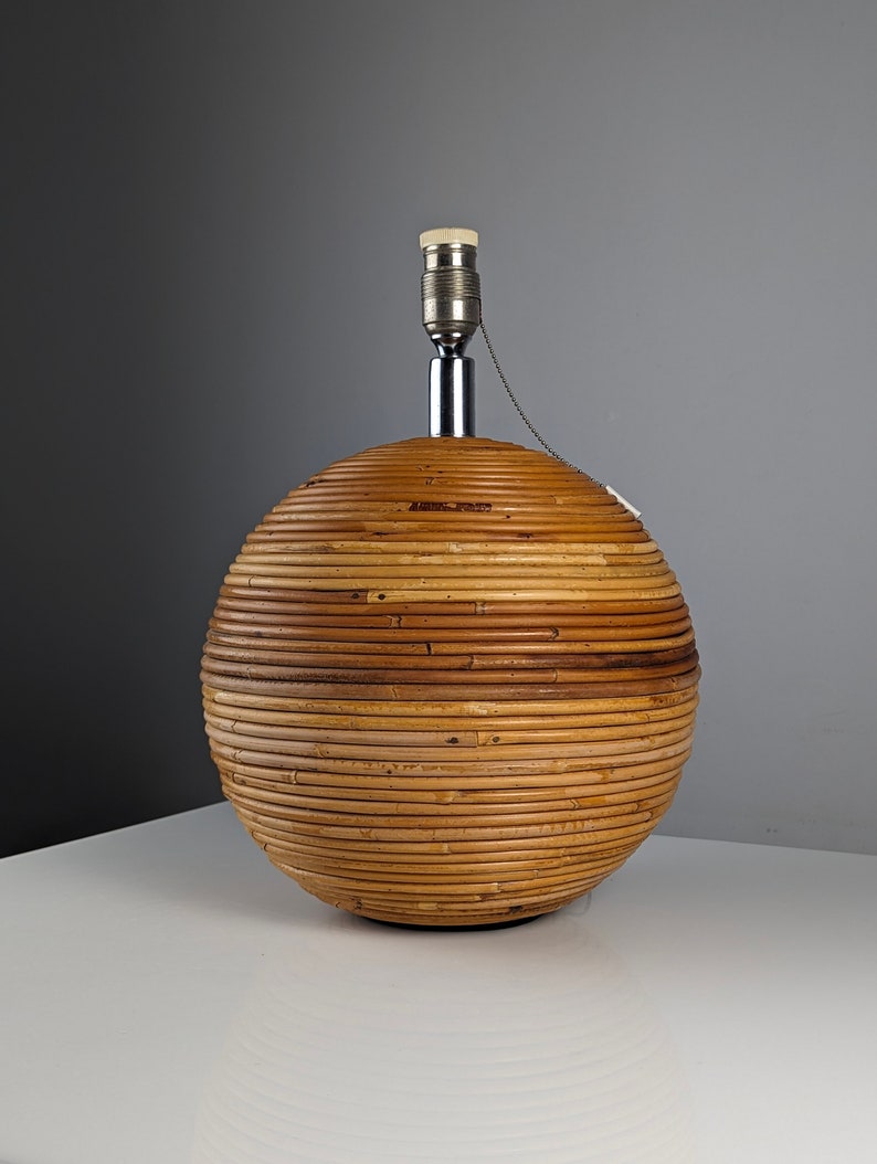 Gabriella_Crespi_style_sphere_rattan_table_lamp,_1970s