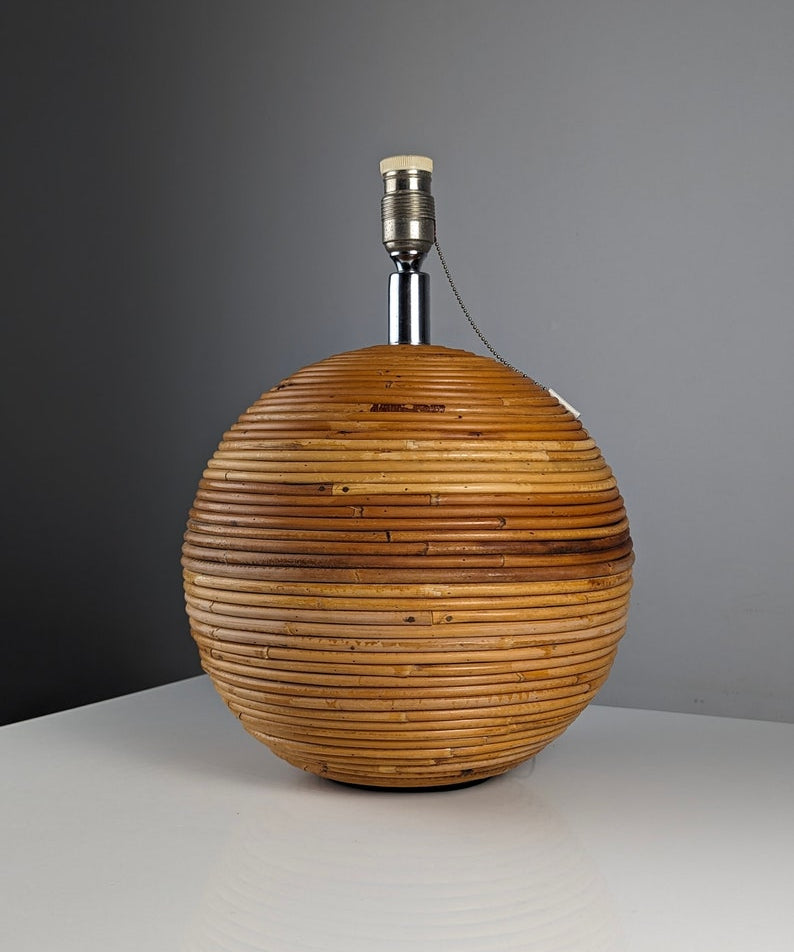 Gabriella_Crespi_style_sphere_rattan_table_lamp,_1970s