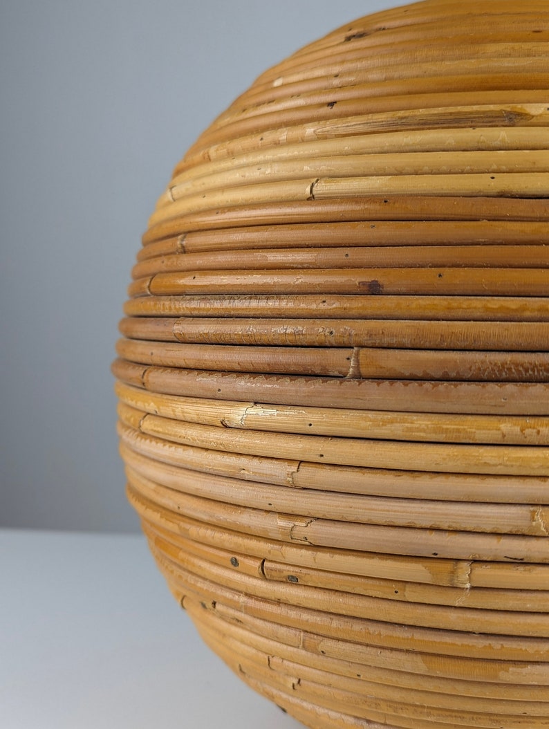 Gabriella_Crespi_style_sphere_rattan_table_lamp,_1970s