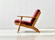 GE_290_Easy_Chair_armchair_by_Hans_J._Wegner_for_Getama,_1950s