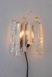 Ice_Glass_Wall_Sconce_by_Fischer_Leuchten,_Germany,_1960s–1970s