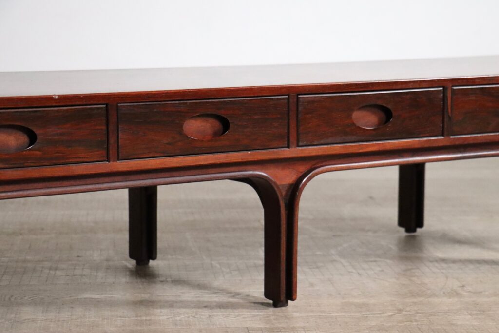 Gianfranco_Frattini_Low_Sideboard_for_Bernini,_Italy_1957
