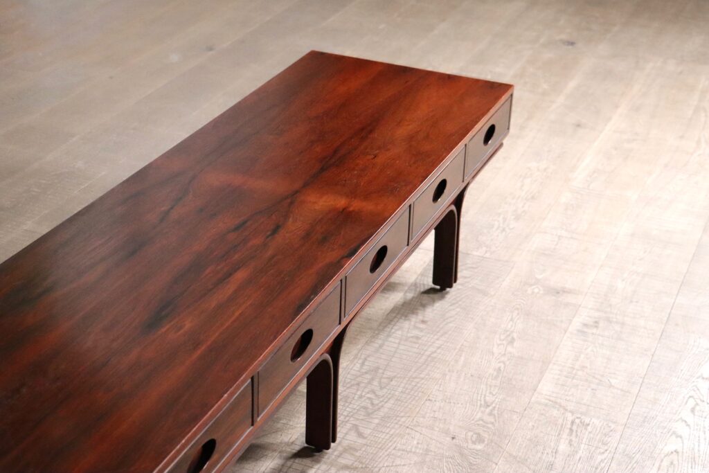 Gianfranco_Frattini_Low_Sideboard_for_Bernini,_Italy_1957