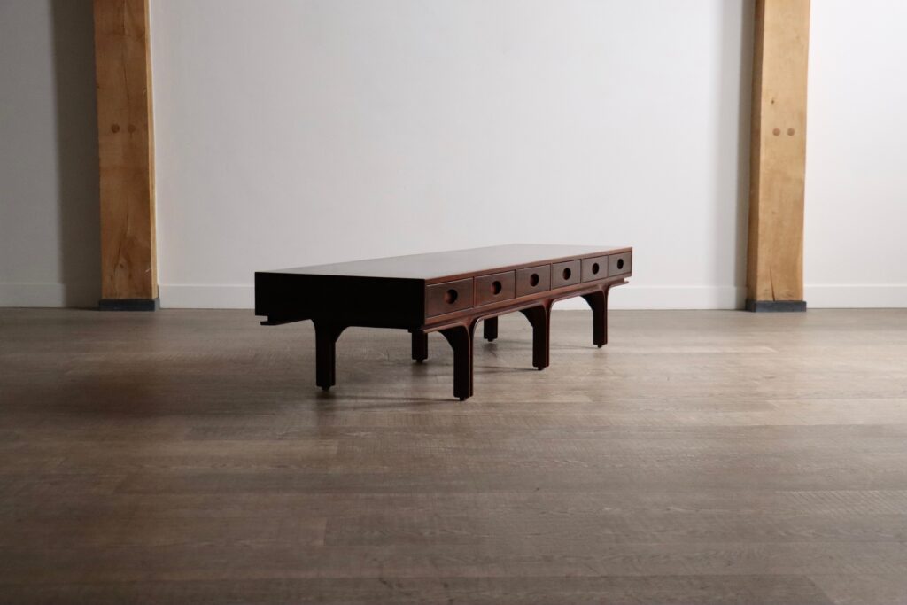 Gianfranco_Frattini_Low_Sideboard_for_Bernini,_Italy_1957