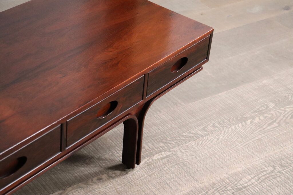 Gianfranco_Frattini_Low_Sideboard_for_Bernini,_Italy_1957