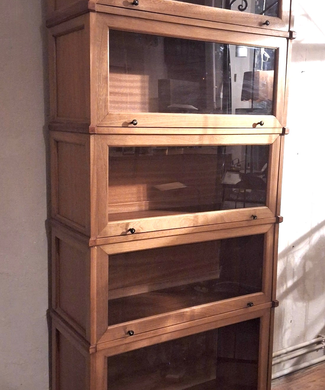 Oak_Barrister_Stacking_Bookcase_in_Globe_Wernicke_Style,_circa_1920