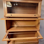 Oak_Barrister_Stacking_Bookcase_in_Globe_Wernicke_Style,_circa_1920