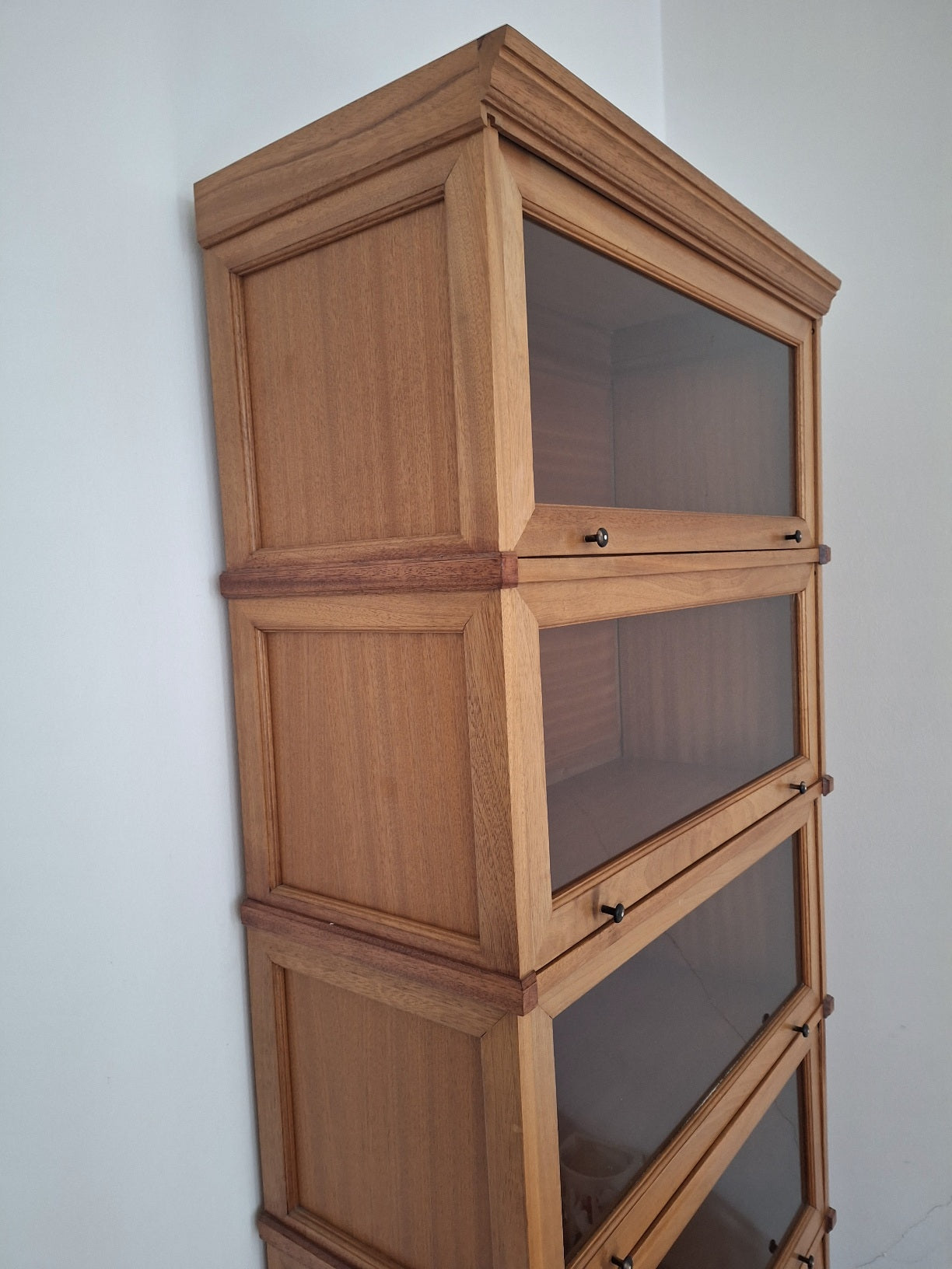 Oak_Barrister_Stacking_Bookcase_in_Globe_Wernicke_Style,_circa_1920