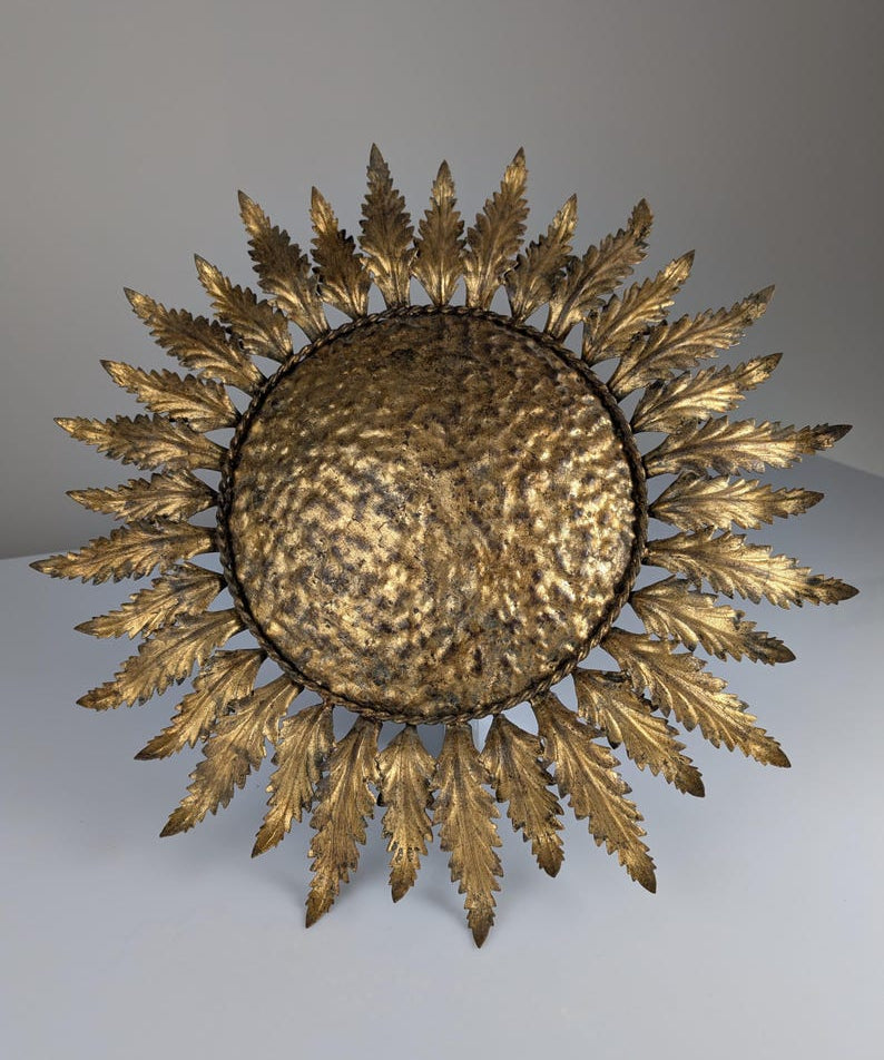 Golden_sunburst_ceiling_or_wall_lamp_with_leaf_rays_1950s