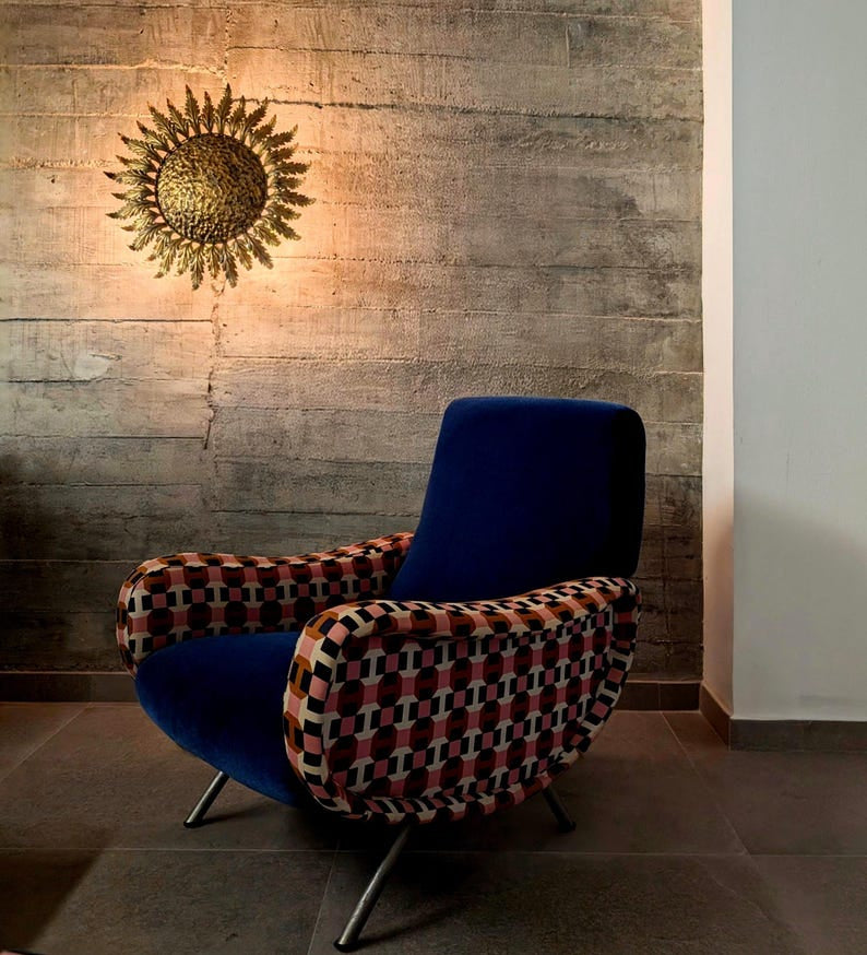 Golden_sunburst_ceiling_or_wall_lamp_with_leaf_rays_1950s