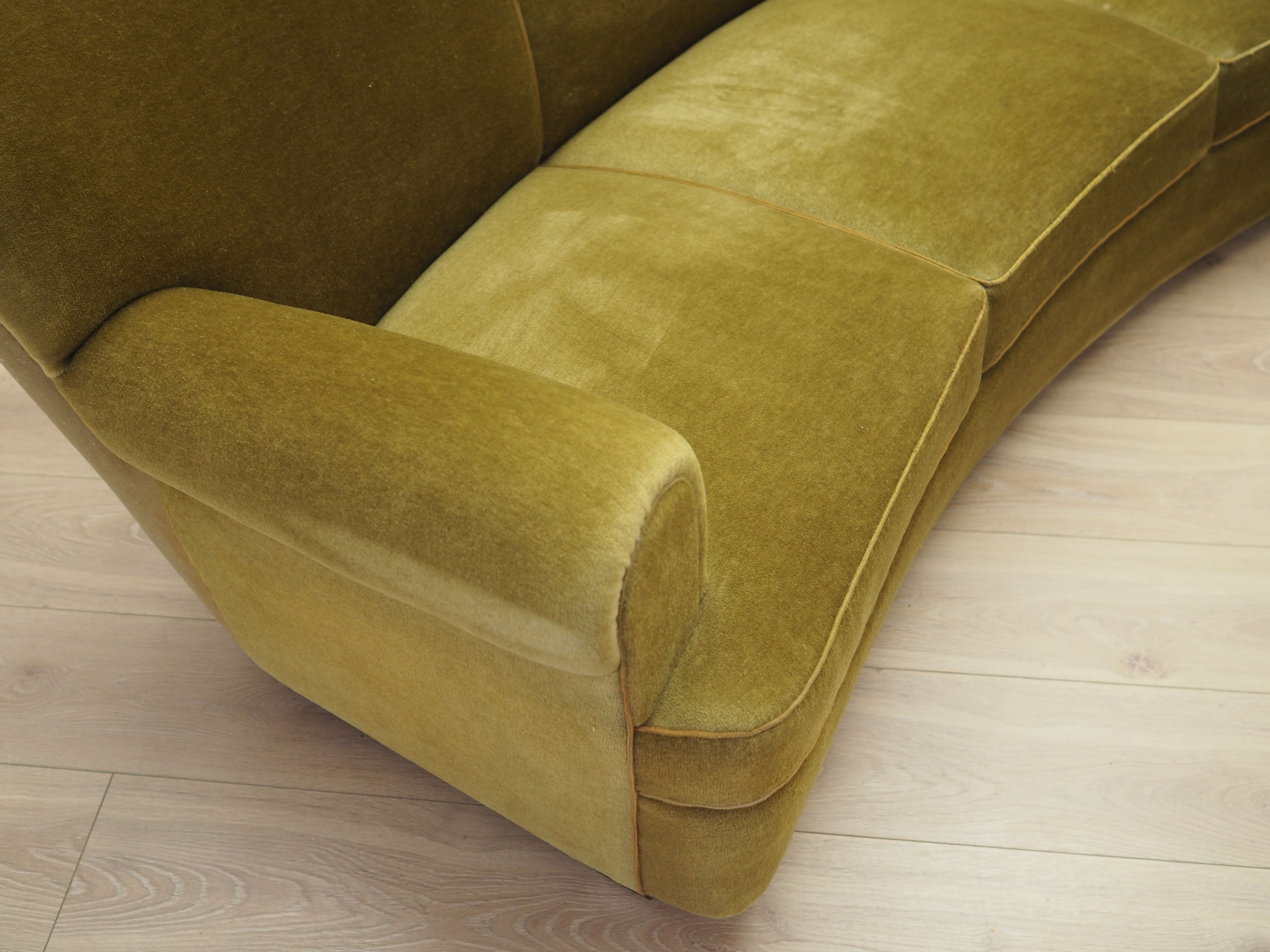 Green_velour_sofa,_Danish_design,_1960s,_production:_Denmark
