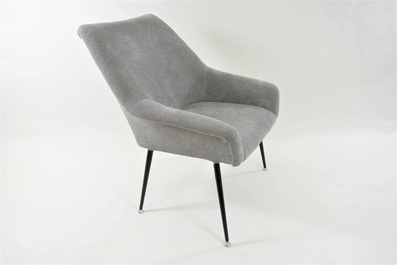 Grey_square_shell_armchair_1970s