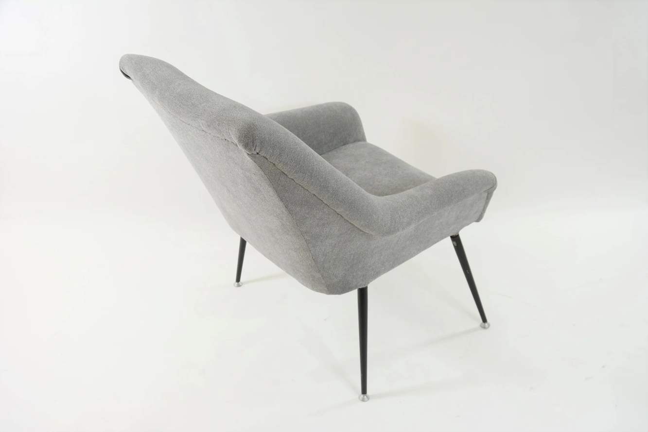 Grey_square_shell_armchair_1970s