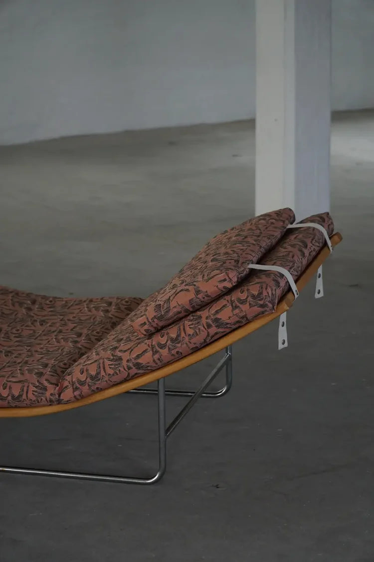 Gunnar_Berggren_Daybed_by_Yngve_Ekström,_Swedish_Mid_Century_Design