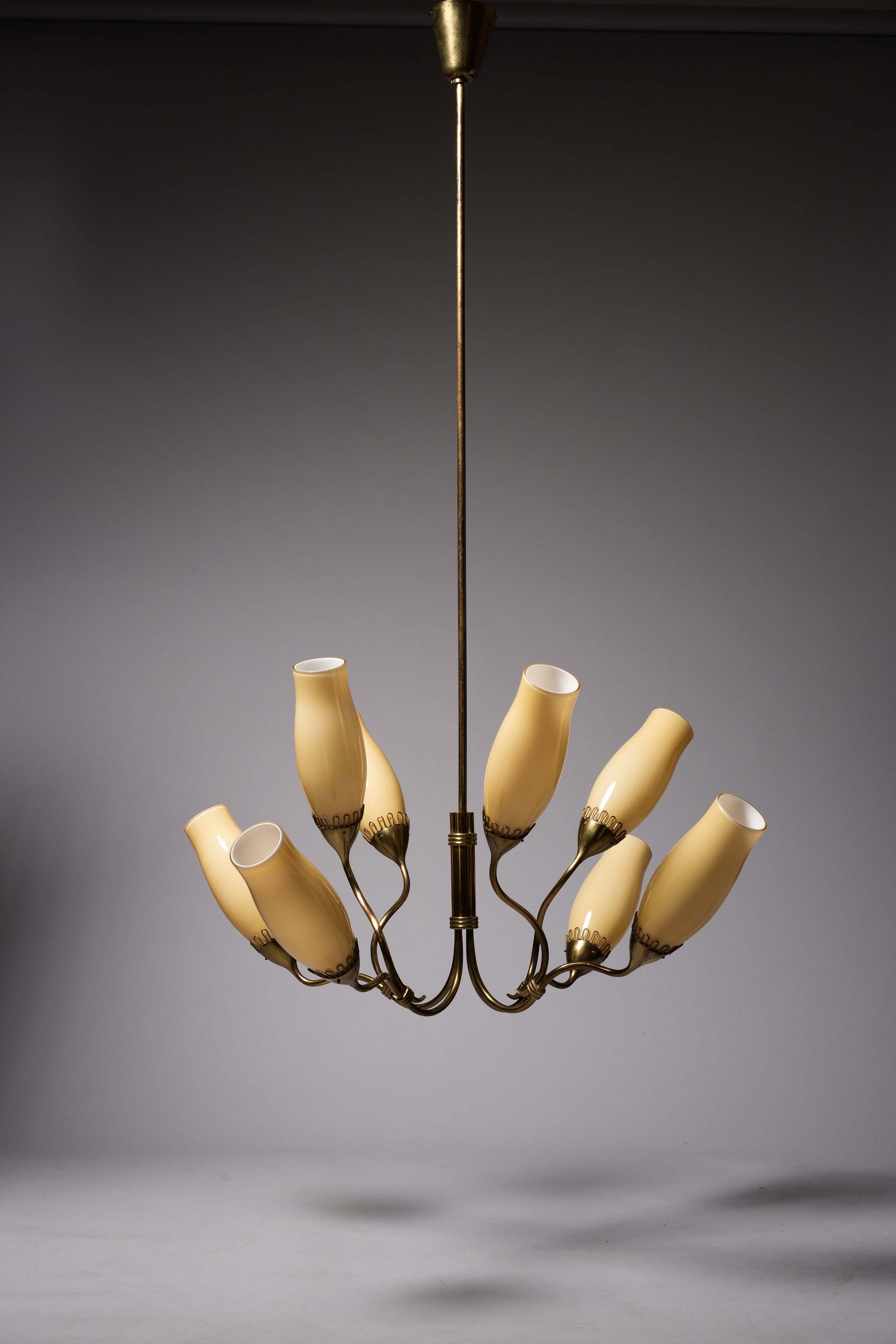 Model_51110_Eight-Light_Chandelier_by_Gunnel_Nyman_for_Idman_Oy,_1950s