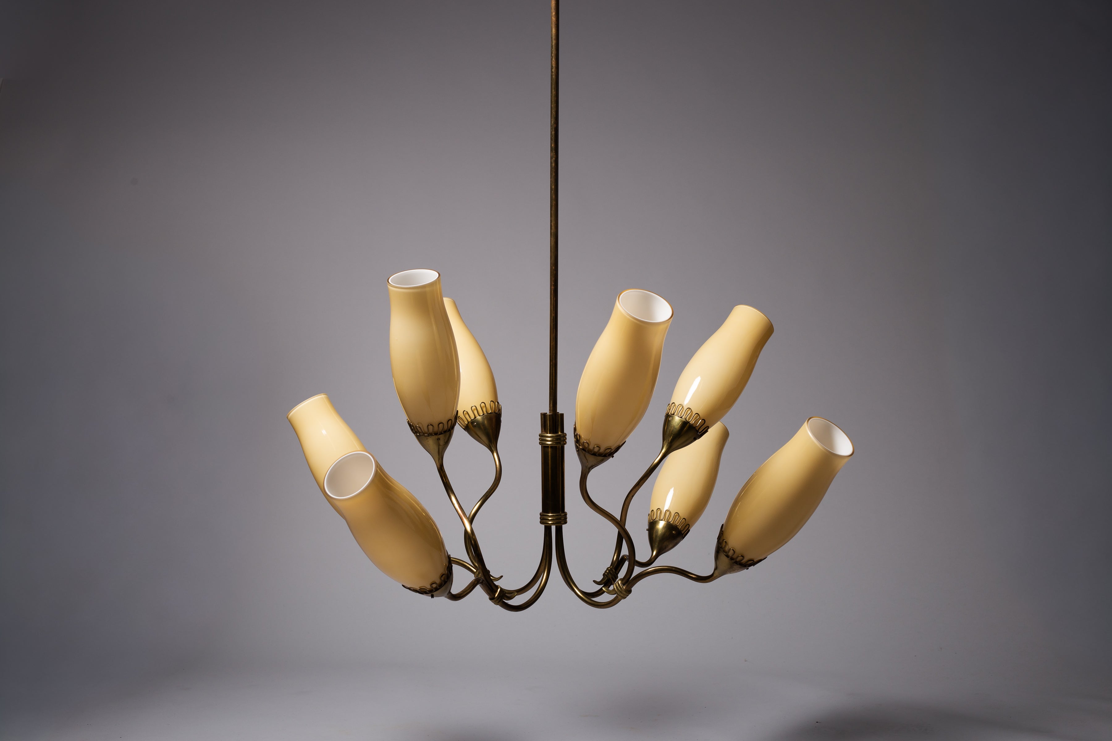 Model_51110_Eight-Light_Chandelier_by_Gunnel_Nyman_for_Idman_Oy,_1950s