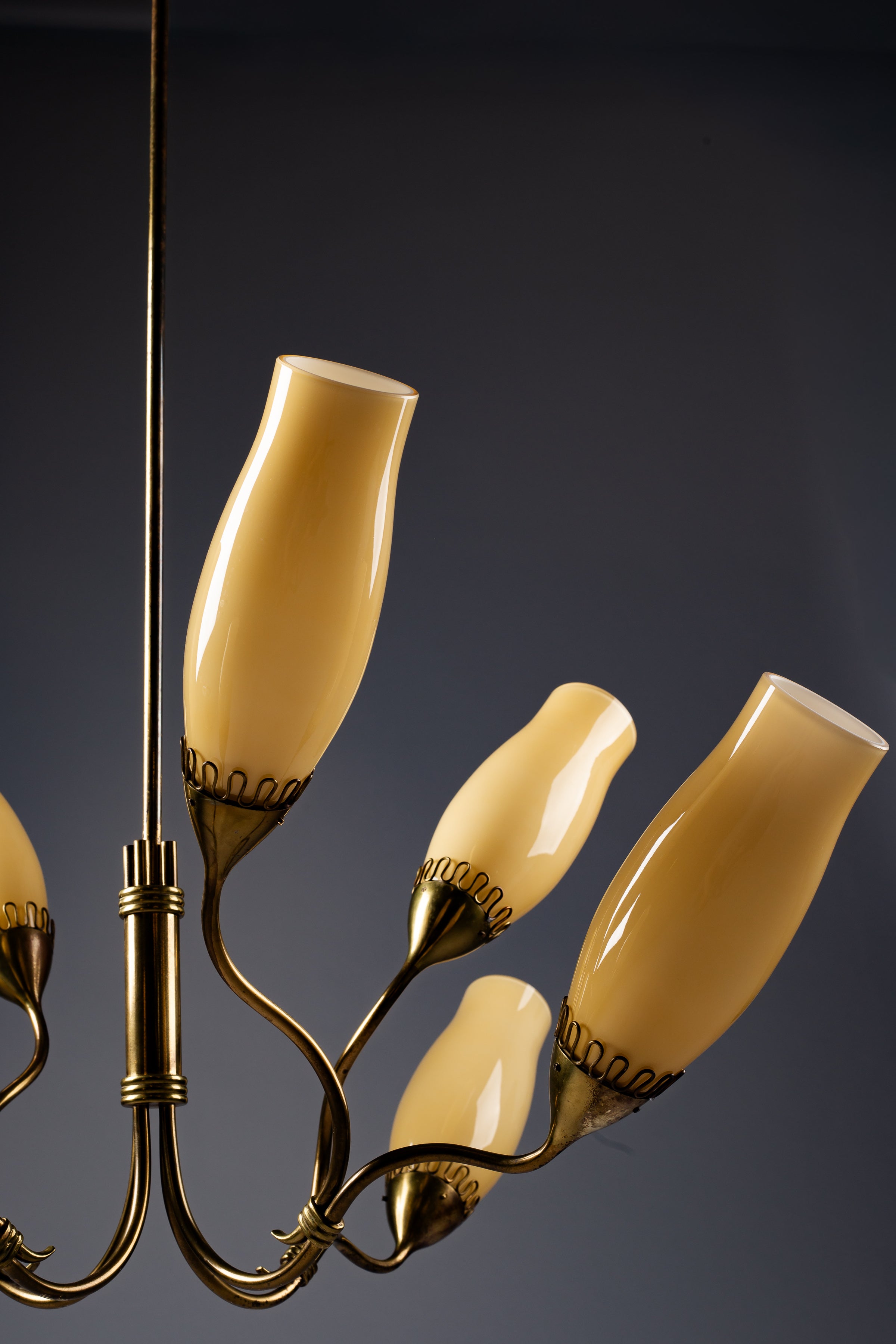 Model_51110_Eight-Light_Chandelier_by_Gunnel_Nyman_for_Idman_Oy,_1950s