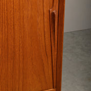 Model_17_Teak_Highboard_by_Gunni_Omann_for_Omann_Jun_Møbelfabrik,_Denmark,_1960s