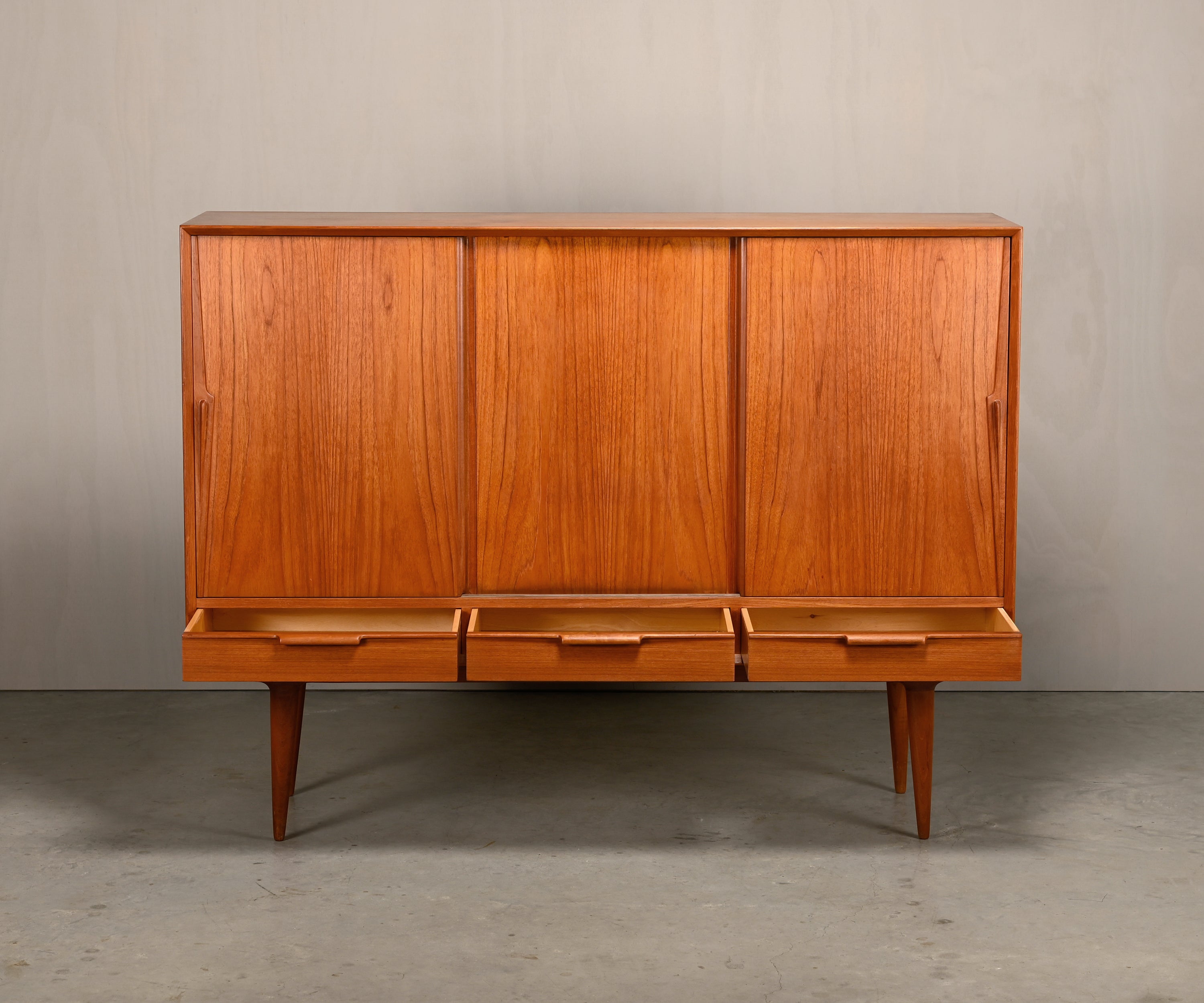 Model_17_Teak_Highboard_by_Gunni_Omann_for_Omann_Jun_Møbelfabrik,_Denmark,_1960s
