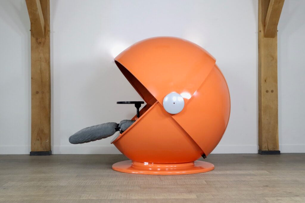 Günter_Ferdinand_Ris_&_Herbert_Selldorf_“Sunball”_Chair_for_Rosenthal,_1969