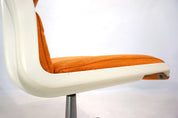 Haimi_Space_Age_swivel_chair_by_Yrjo_Kukkapuro,_1960