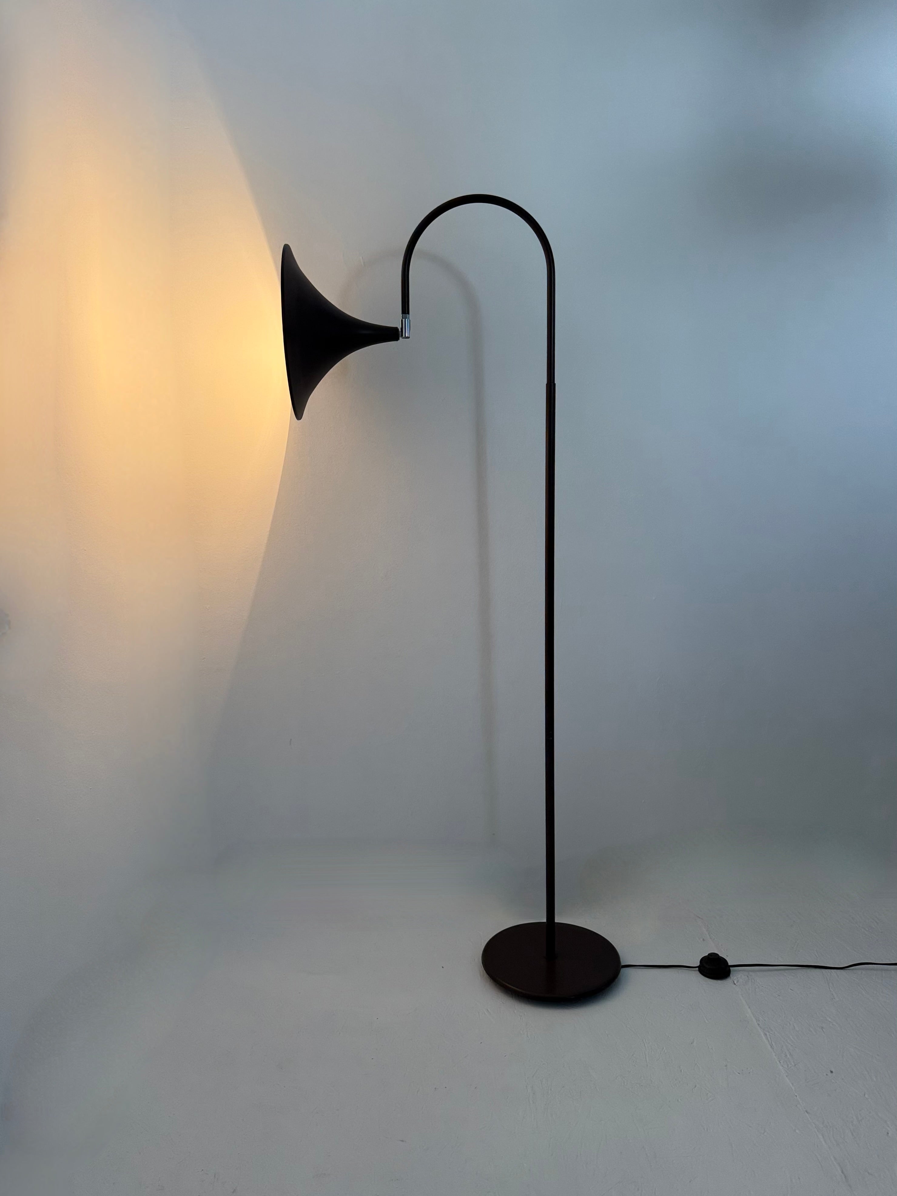 Hala_Zeist_“Trumpet”_Floor_Lamp_in_Brown_Metal,_Netherlands_1970s