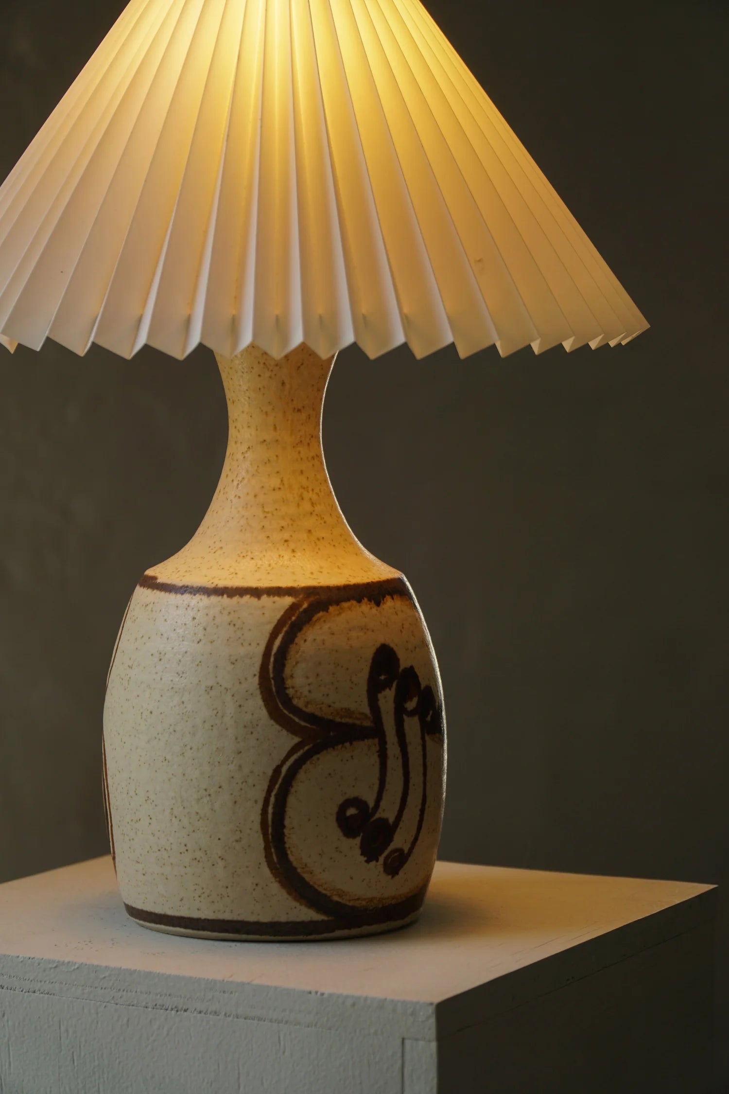 Hand_Painted_Danish_Stoneware_Table_Lamp,_Scandinavian_Studio_Ceramic_Lighting