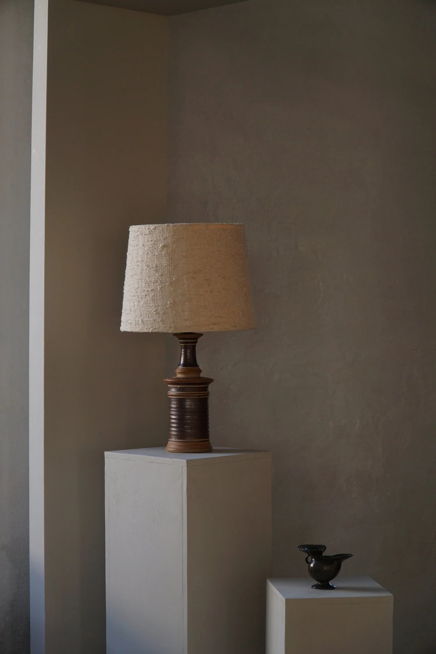 Hand_Turned_Stoneware_Table_Lamp_by_Tue_Poulsen,_Danish_Modern_Ceramic_Lighting,_1970s