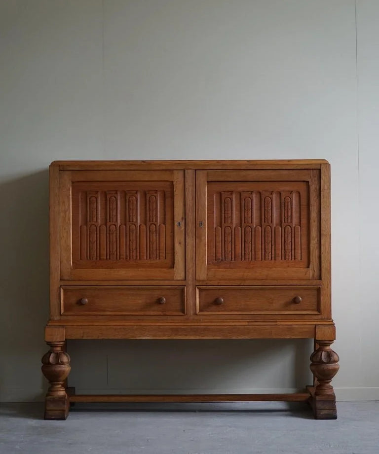 Handcrafted_Cabinet_in_Oak,_Mid_Century,_Made_by_a_Danish_Carpenter_in_the_1950s