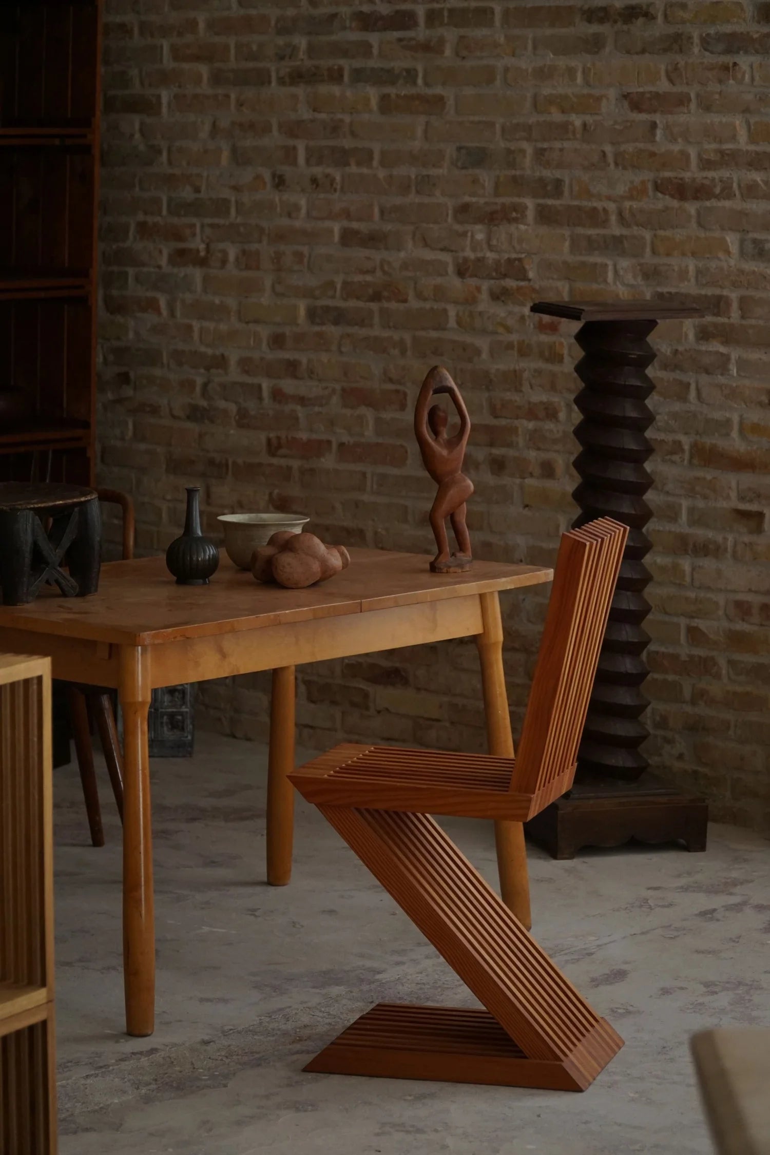 Handcrafted_Sculptural_Zig_Zag_Chair_Made_in_Solid_Pine