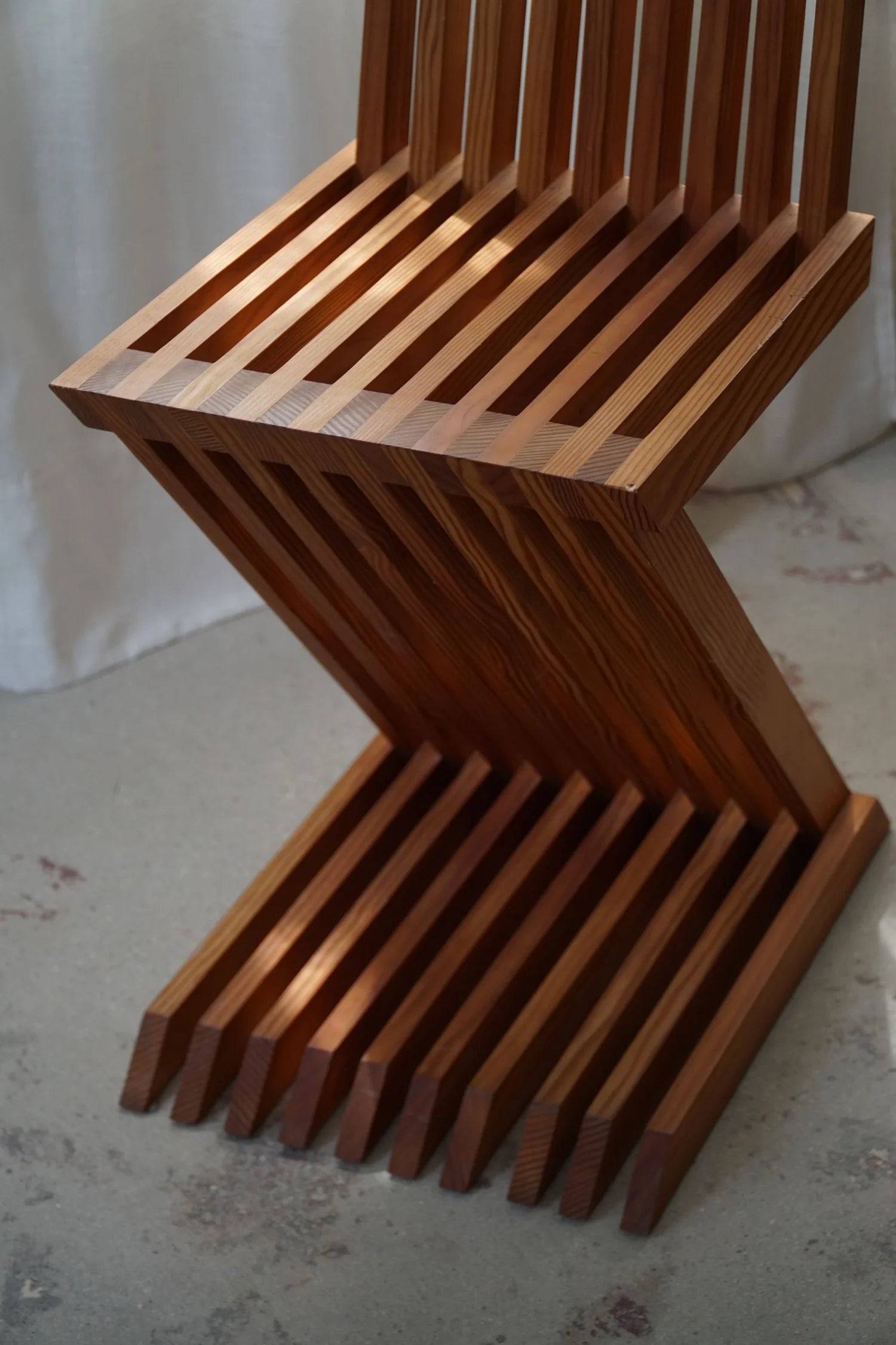 Handcrafted_Sculptural_Zig_Zag_Chair_Made_in_Solid_Pine