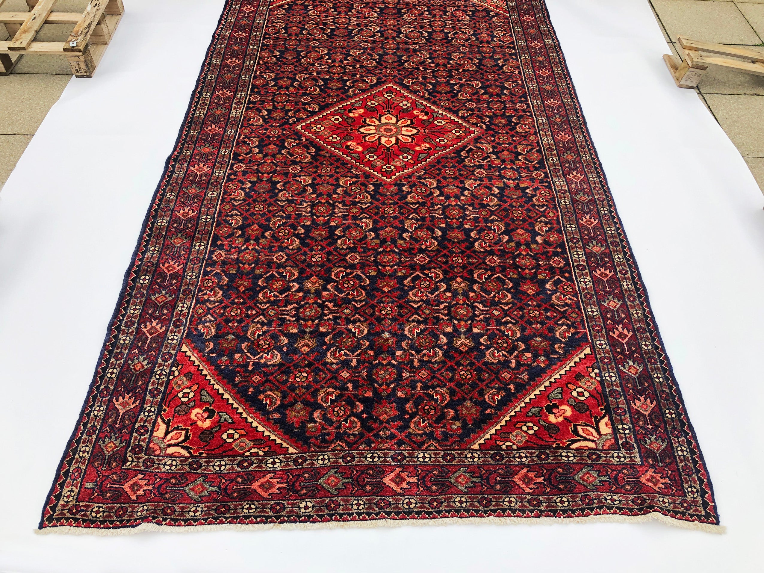 Hosseinabad_Persian_Wool_Rug_with_Herati_Design,_Iran