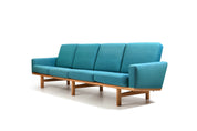 Hans_J._Wegner_GE-236/4_Sofa_Getama_Denmark_1960s