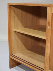 Hans_J._Wegner_sideboard_oak_Ry_Møbler_Danish