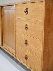 Hans_J._Wegner_sideboard_oak_Ry_Møbler_Danish