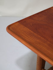 Hans_Wegner_AT10_coffee_table_teak_wood_wicker