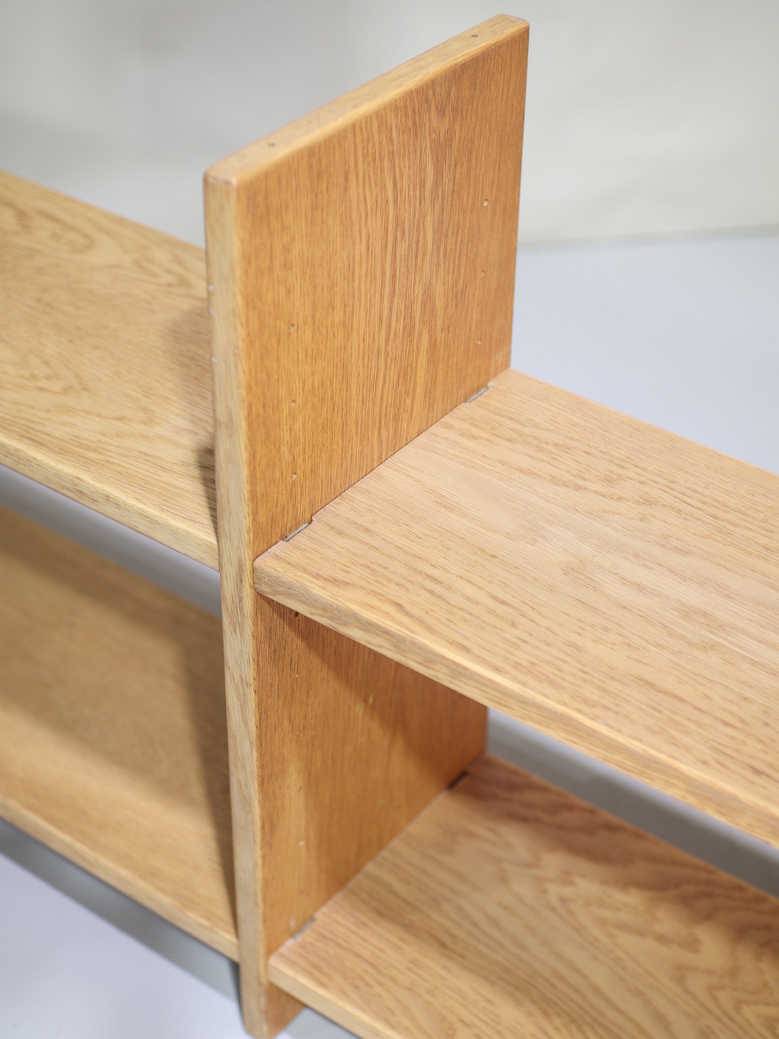 Hans_Wegner_oak_wall_unit_shelves_Danish_vintage