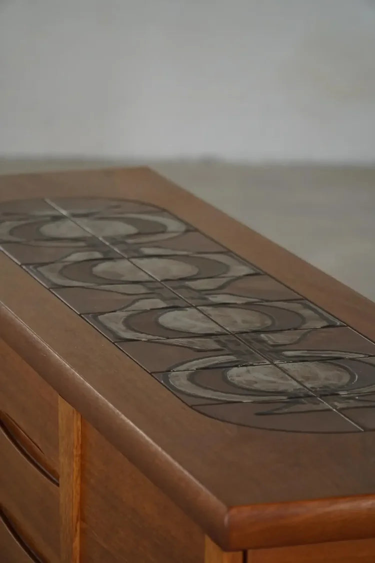 Hansen_&_Pedersen_Danish_Teak_Credenza,_Denmark_1960s