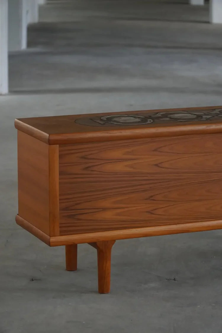 Hansen_&_Pedersen_Danish_Teak_Credenza,_Denmark_1960s